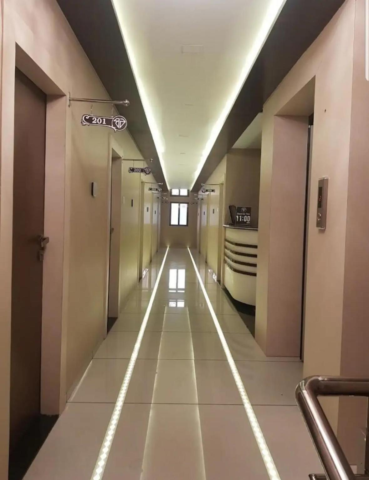 Hotel Bluediamond Bardoli 外观 照片